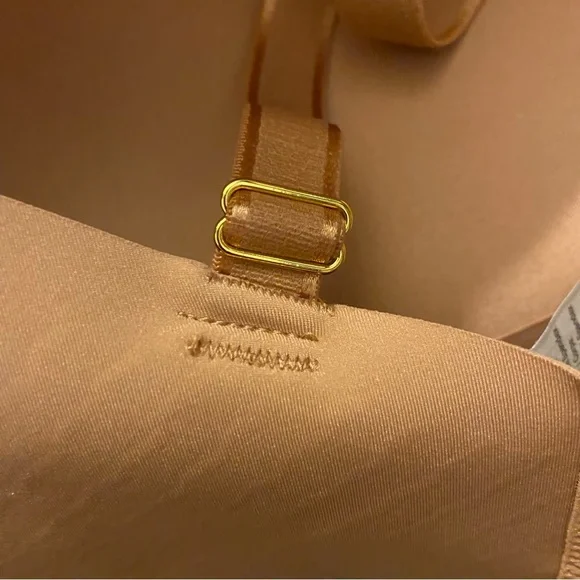 Knix Bra Women’s 6+ Tan Contour Plunging Neckline Molded Foam Cups Adjustable - Picture 5 of 7